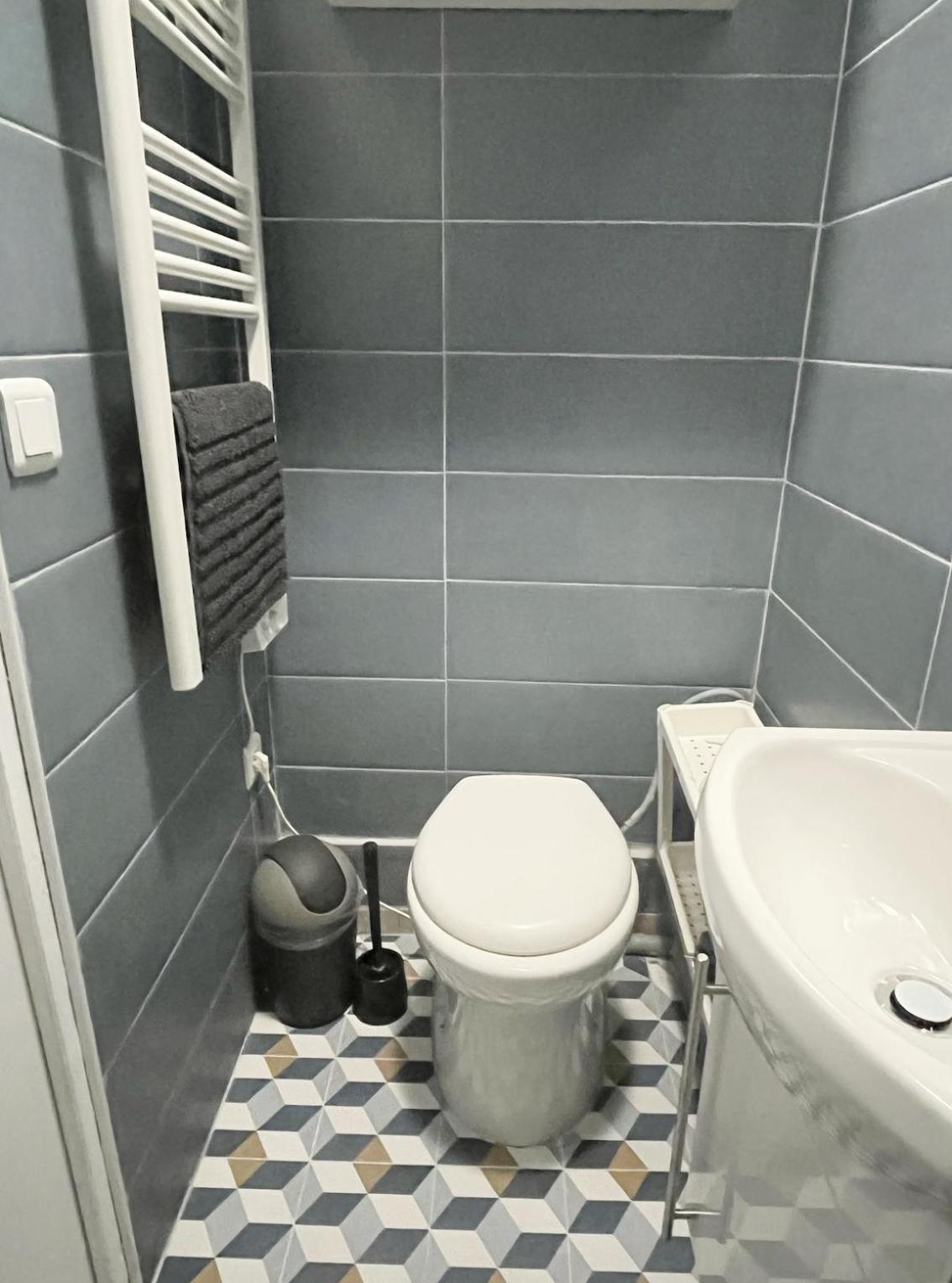 #1 Petit Studio Pres Du Metro L9 Bagnolet Buitenkant foto